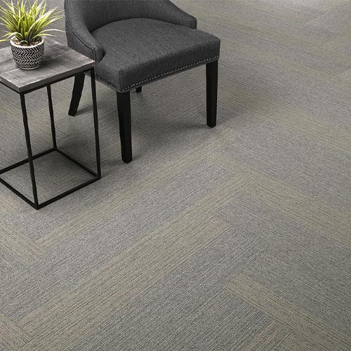 Cliff Hanger carpet tile